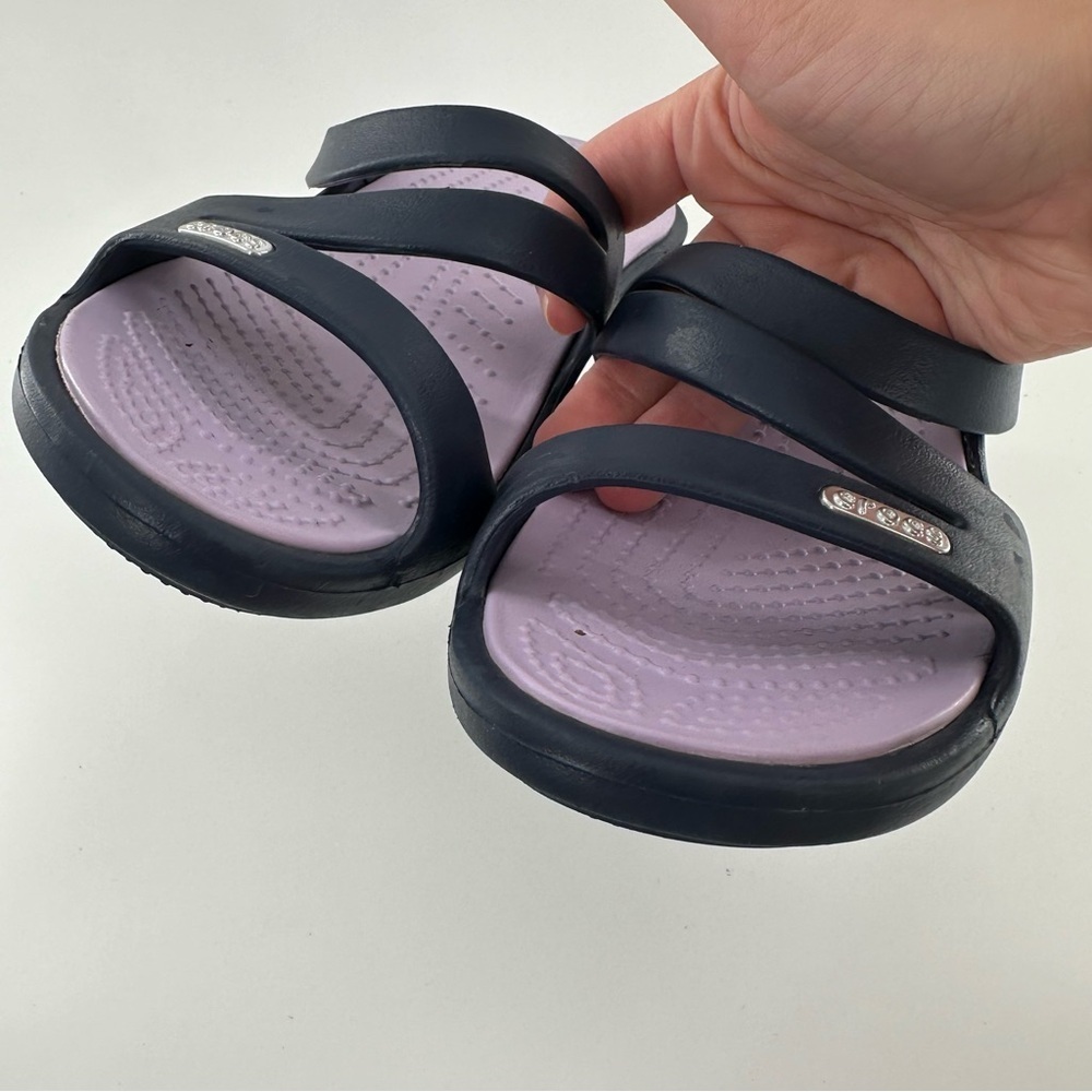 Crocs womens sandals size 6 blue purple outdoors water
slip on slides - Picture 10 of 13